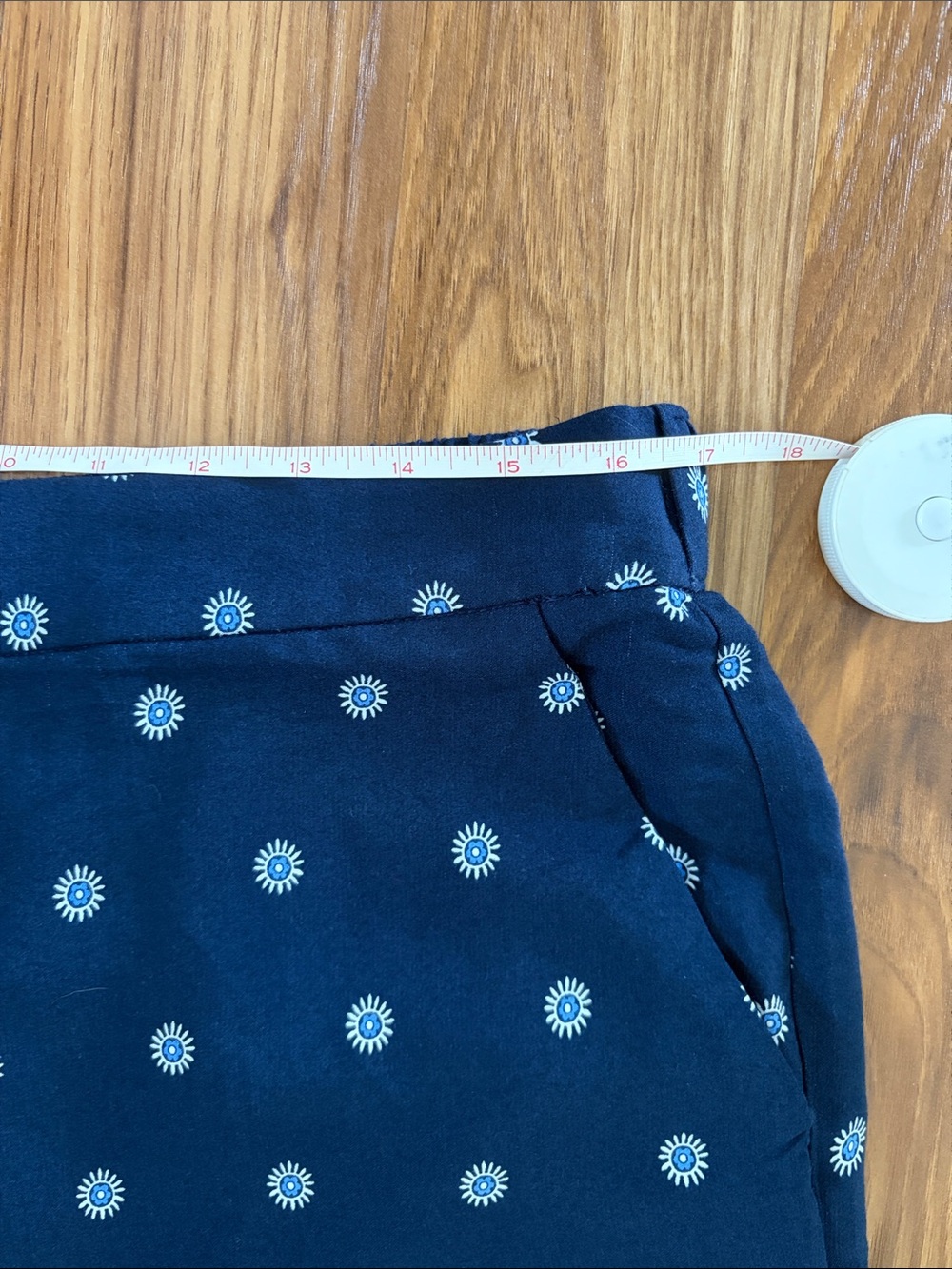 LOFT Fluid Pants with mosaic print wide leg - Picture 8 of 10